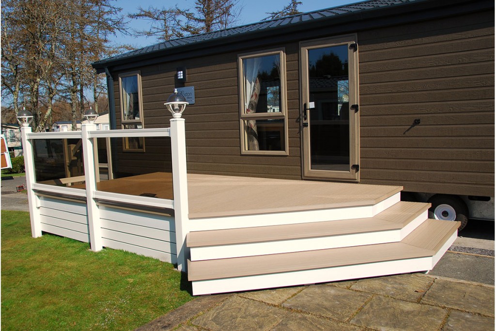 Decking with open tread steps